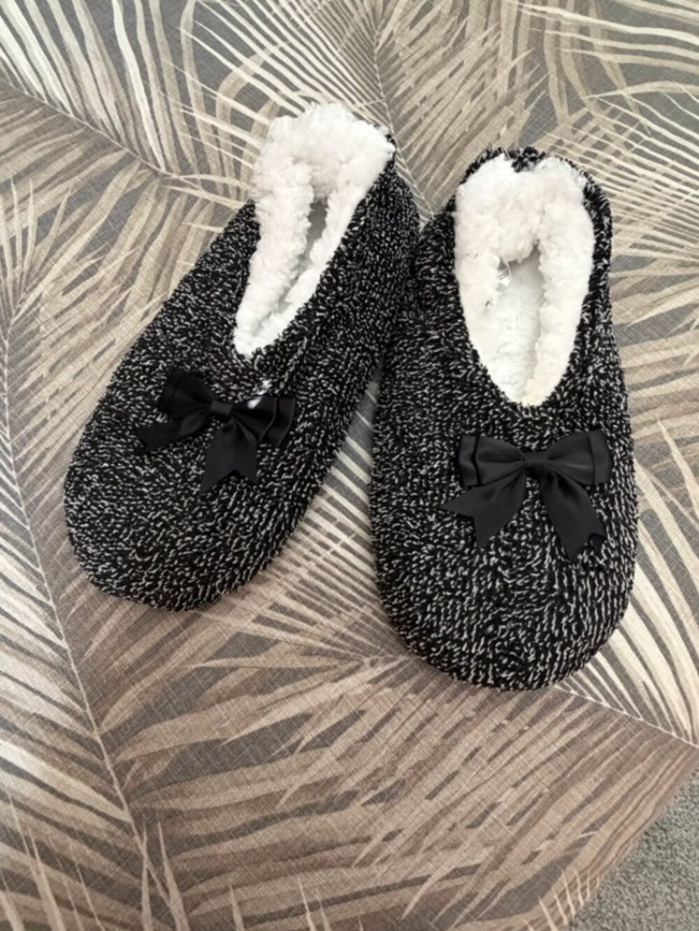 Anti-Slip Sole "Barefoot Feel" Cozy Soft-Lined Women's Slippers Size 10